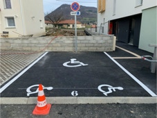 signalisation emplacement PMR handicapés